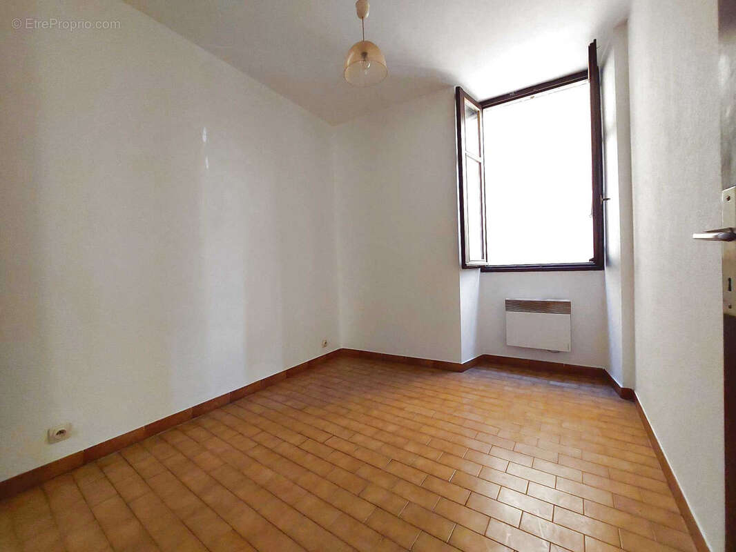 Appartement à BREIL-SUR-ROYA