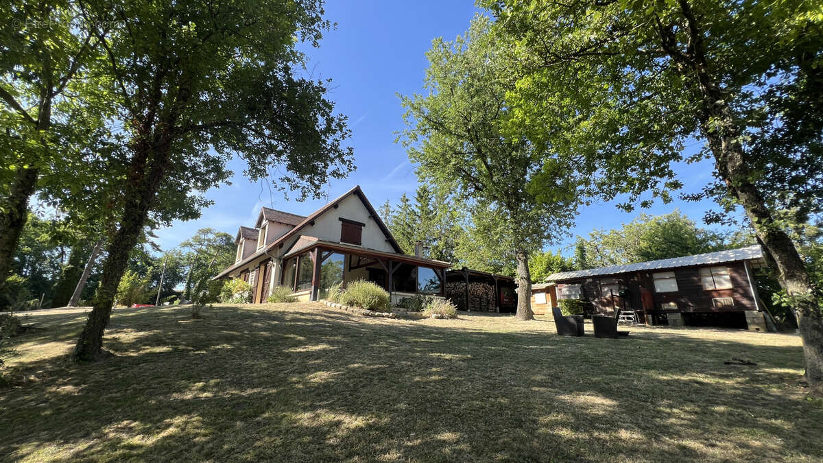 Maison à MILLY-LA-FORET