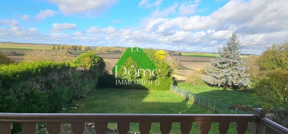 Maison à HENONVILLE