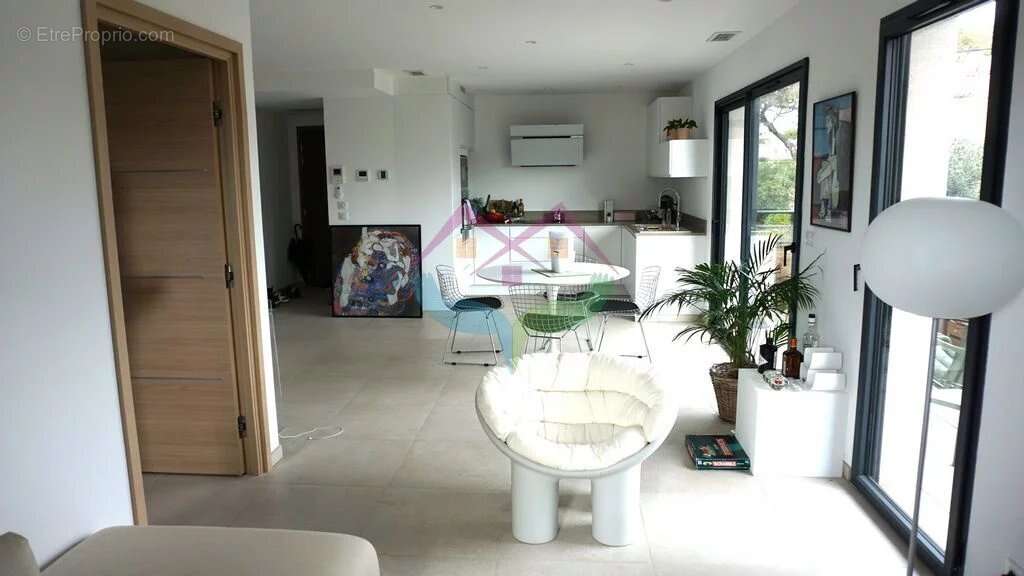 Appartement à SAINT-RAPHAEL