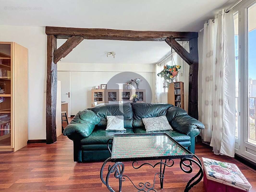 Appartement à VILLEJUIF