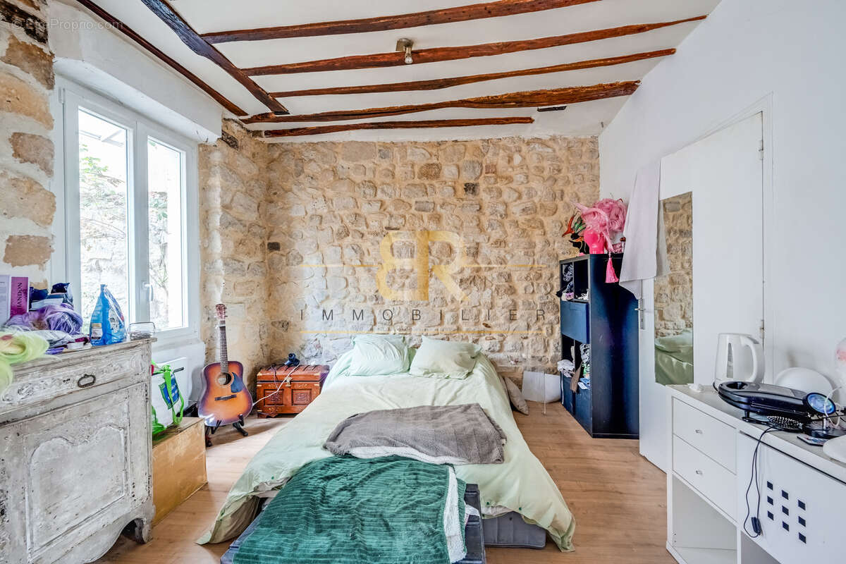 Calme / jardin 35m2 / belle hauteur sous plafond - photo 3