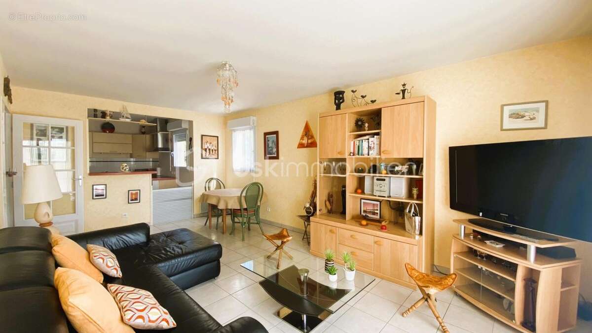 SAINT HERBLAIN : Solvardière/Atlantis : Appartement T3 de 71,29m² avec un grand balcon et un garage - photo 2