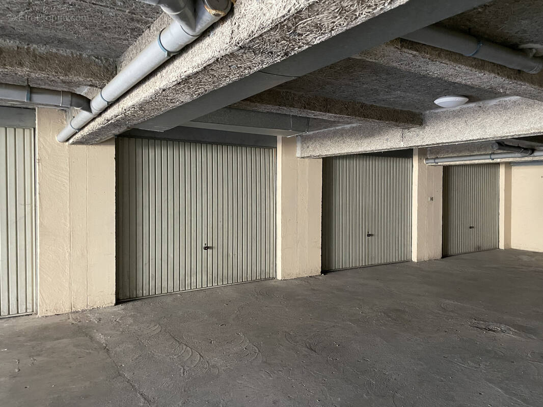 Parking à MONTELIMAR