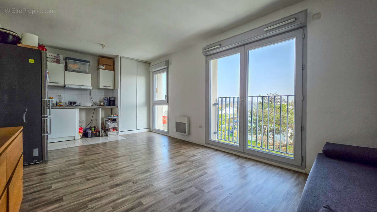 Appartement à SARTROUVILLE