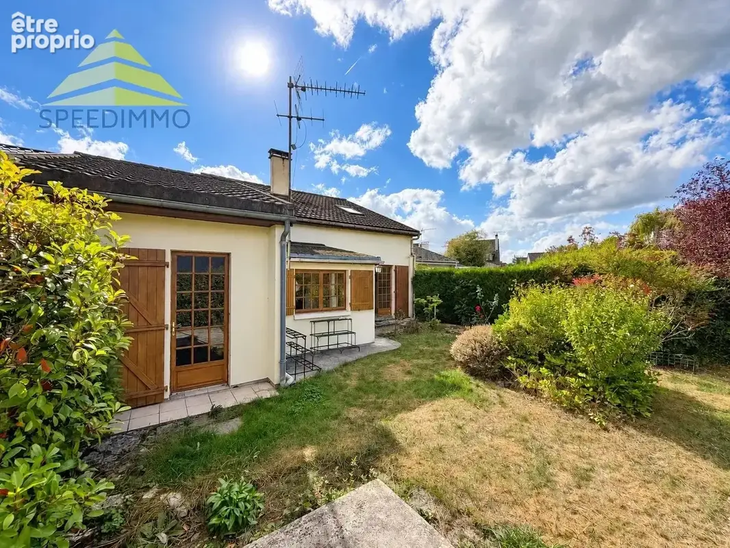 Photo Maison à Brie-Comte-Robert au prix de 299 990€