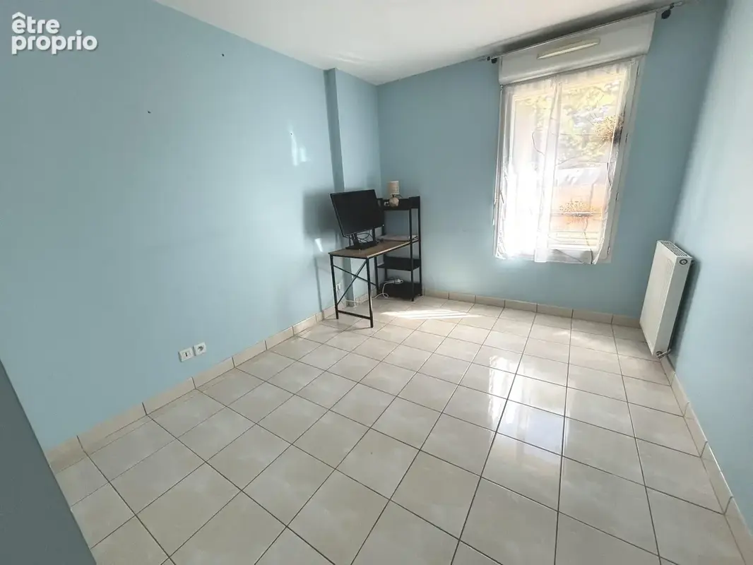 Appartement 4 pièces 74 m² à vendre à Crest (26400) - photo 7