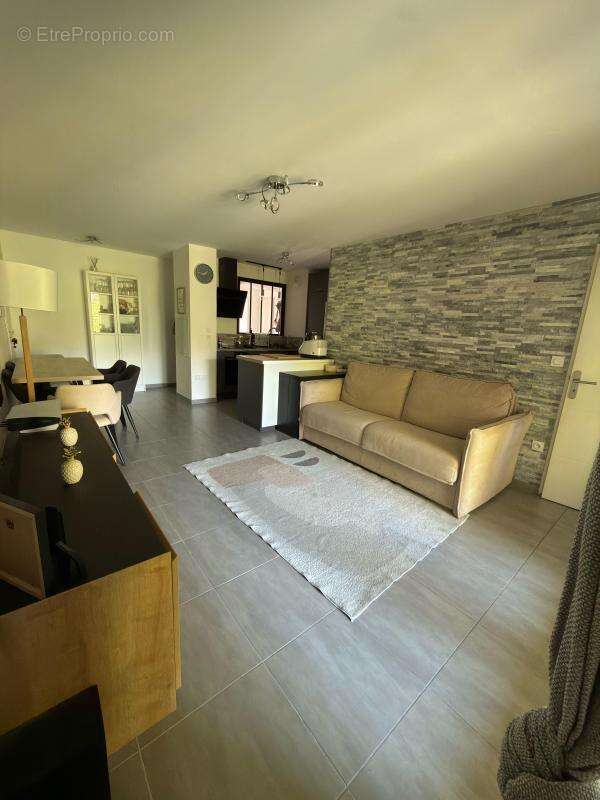 Appartement à MARSEILLE-13E