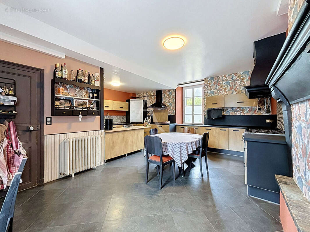 Maison Soeurdres 13 pièce(s) - photo 3