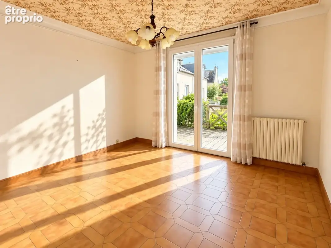 Lesneven – Maison familiale d’environ 185 m² – 6 chambres – Terrain de 739 m² - photo 7