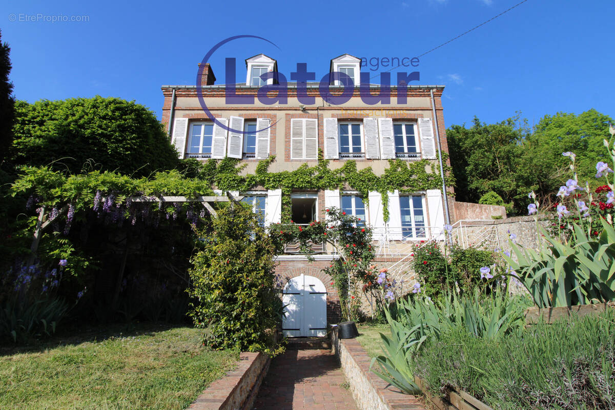 Maison à NONANCOURT