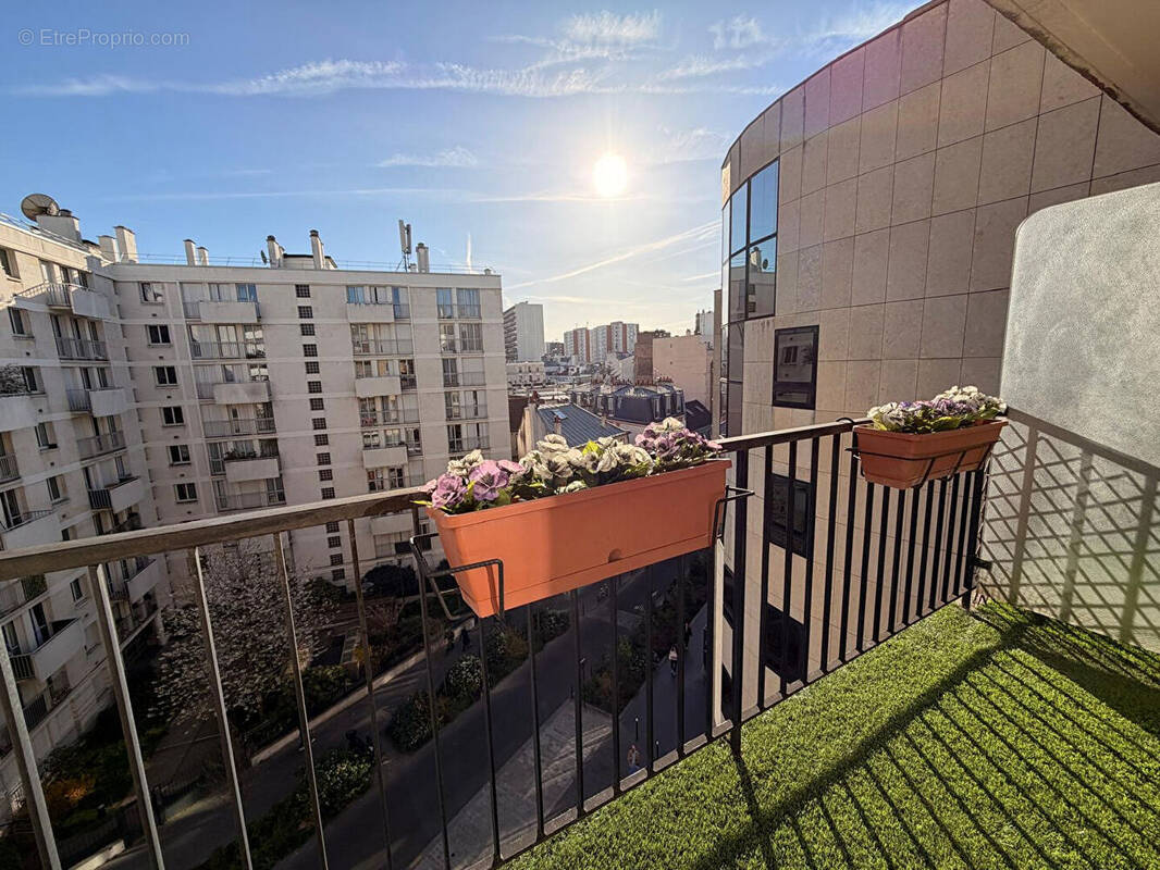 Appartement à PARIS-19E