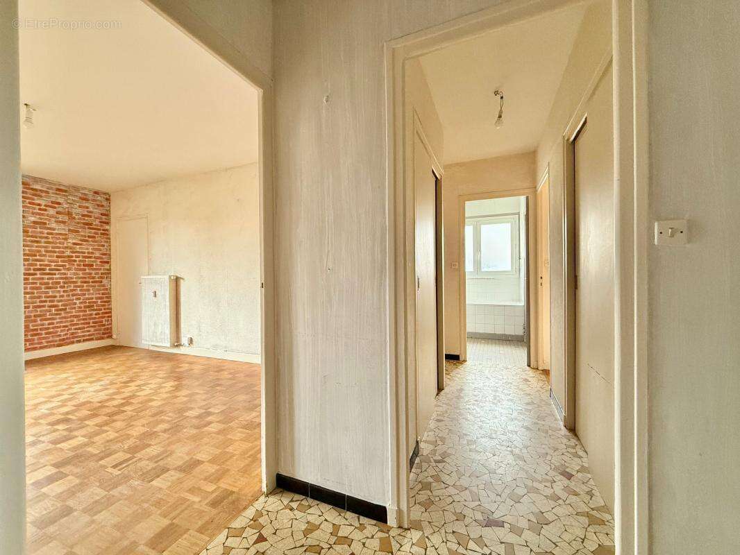 Appartement à CHENOVE