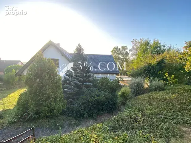 3%COM Belle propriété avec piscine et sauna  sur terrain de - photo 19