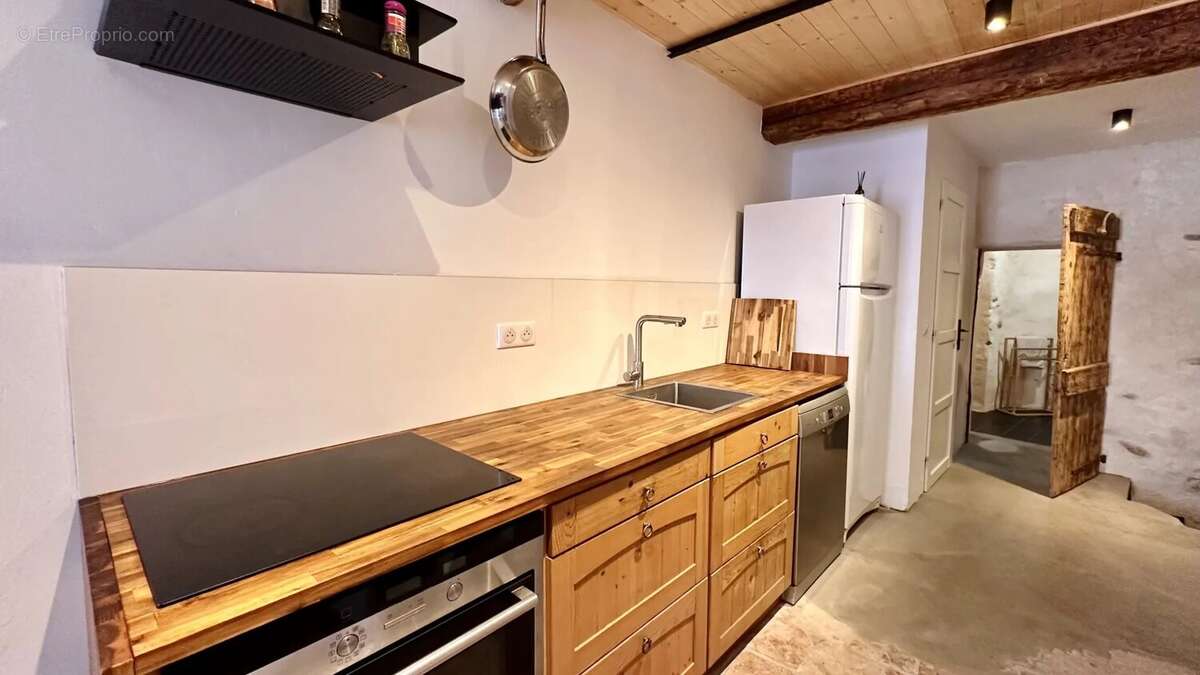 Appartement de village rénové avec caves voûtées — Haut de Cagnes - photo 6