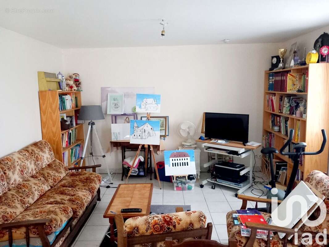 Photo 4 - Maison à SAINT-VICTOR-DE-BUTHON