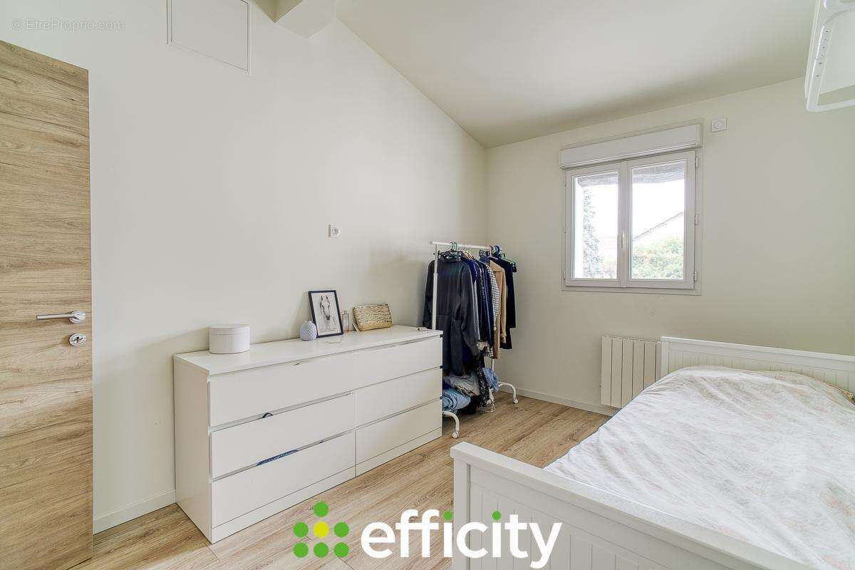 Appartement à MIONS