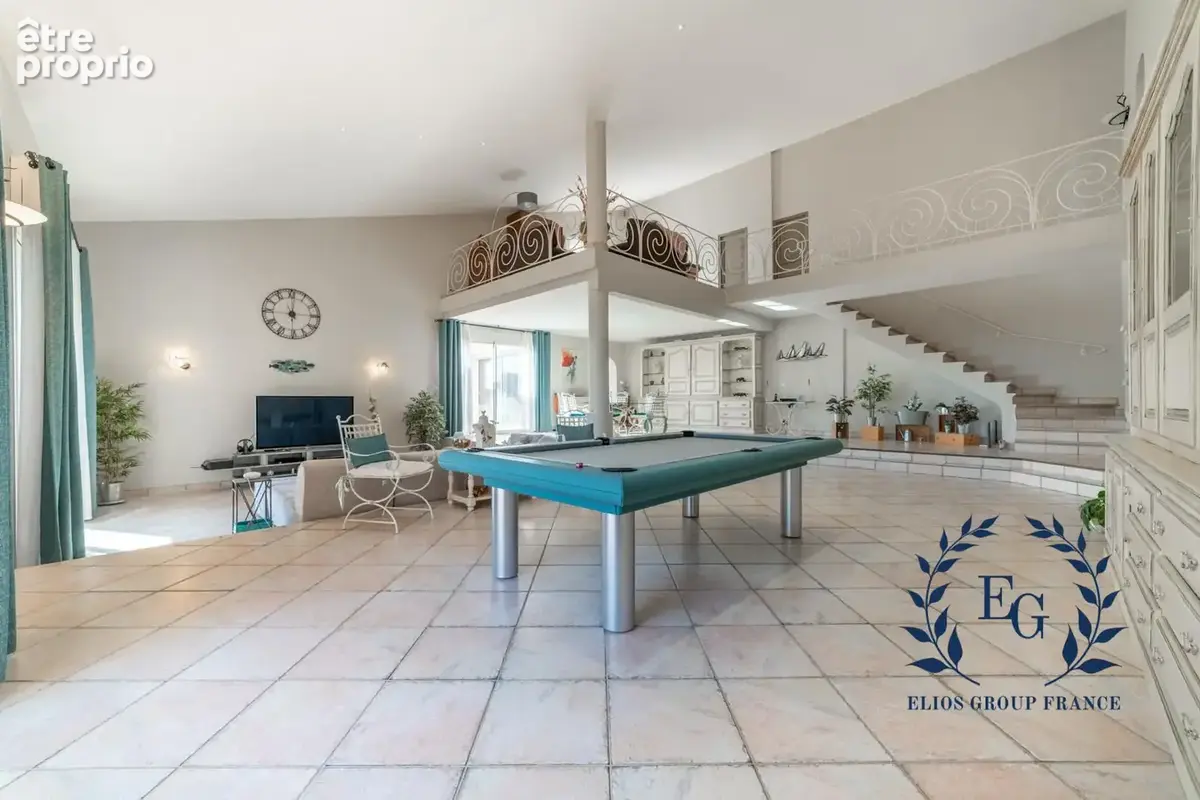 Maison 7 pièces 420 m² à vendre à Frontignan (34110) - photo 5
