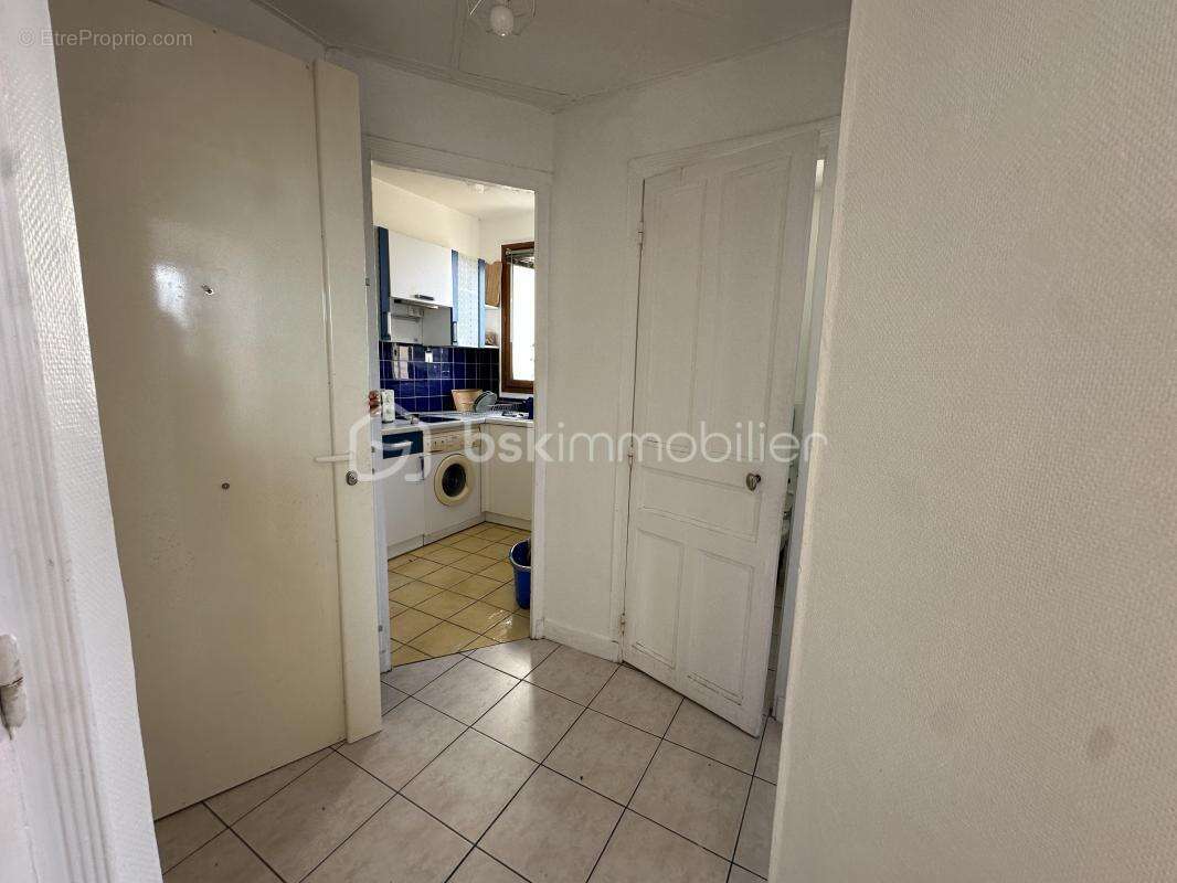Appartement à LA GARENNE-COLOMBES