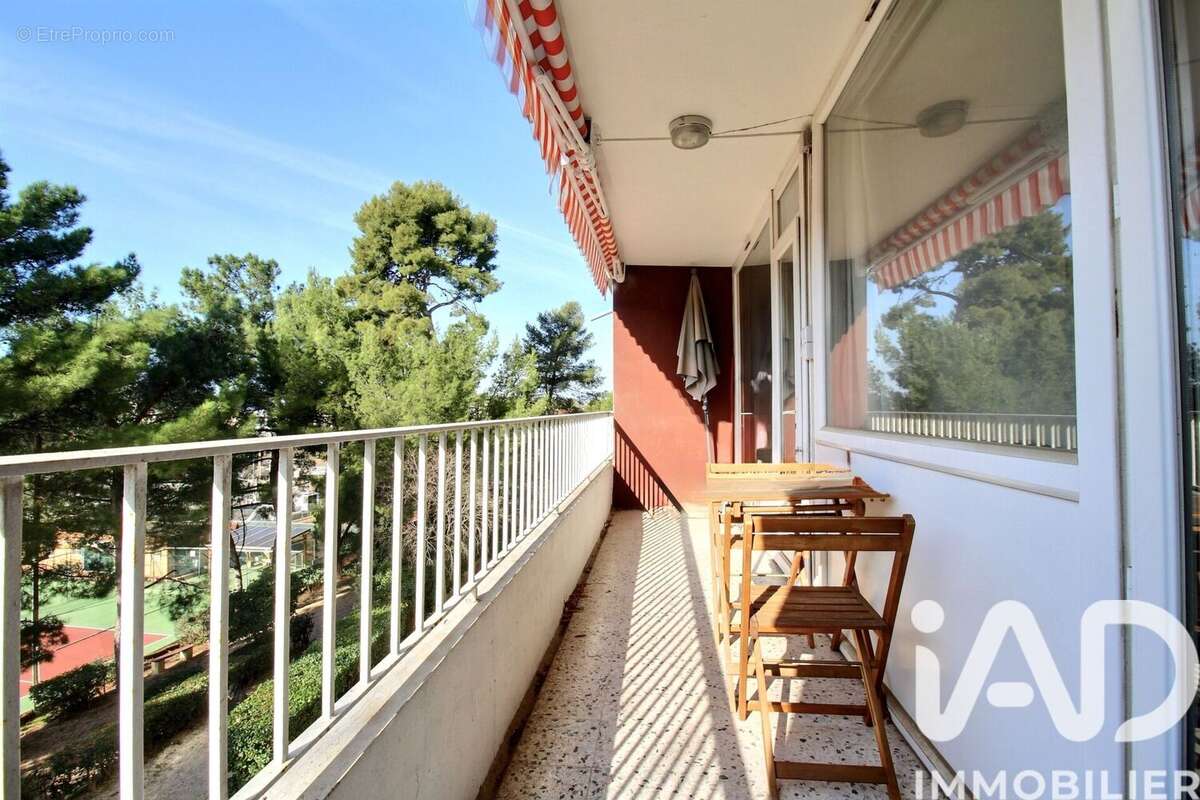 Photo 2 - Appartement à MARSEILLE-9E