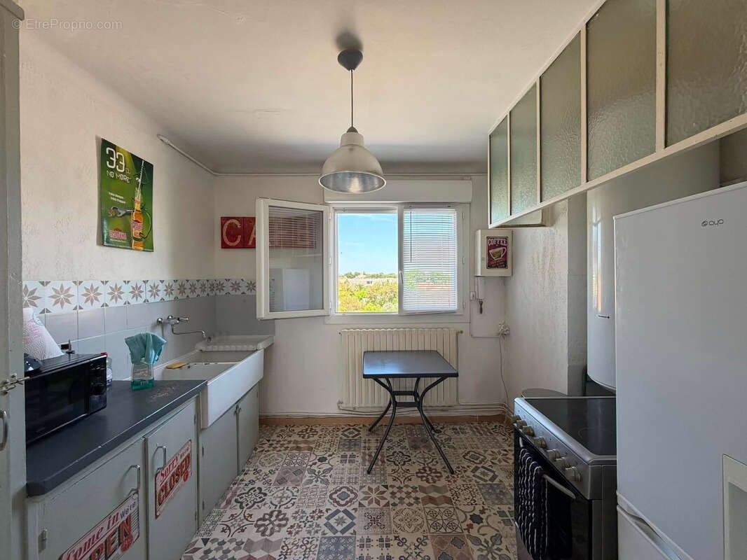 Appartement 63 m² à Arles  - photo 7