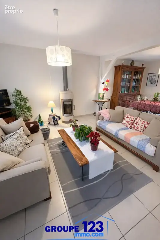 Maison à CHARBUY