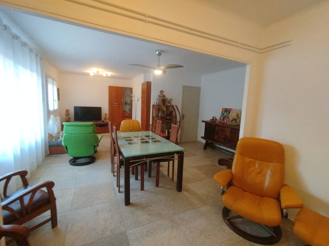 Appartement à HYERES