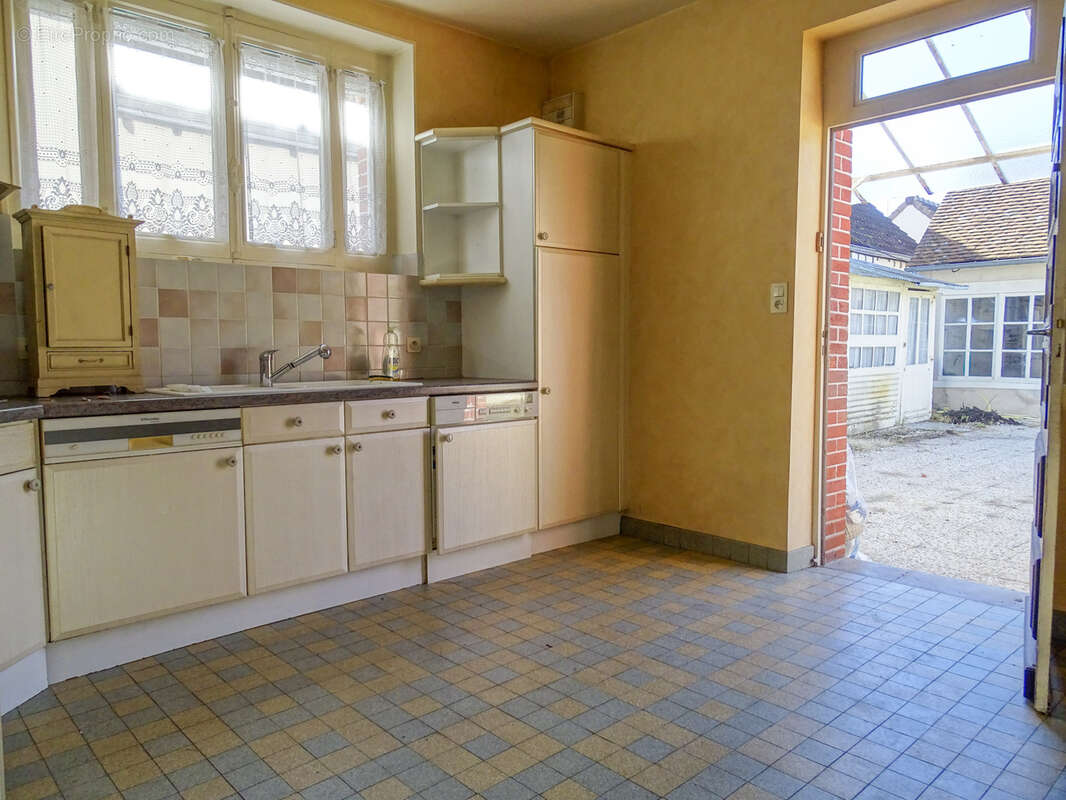 Maison à CHATRES-SUR-CHER