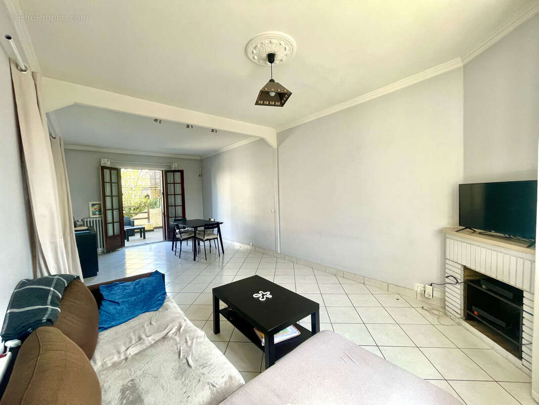 Maison à LE BOURGET