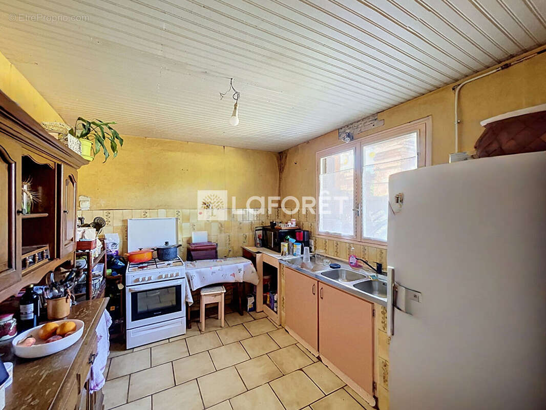 Maison Lafrancaise 5 pièces environ 115.68 m2 - 3604m² de terrain - double garage - photo 3