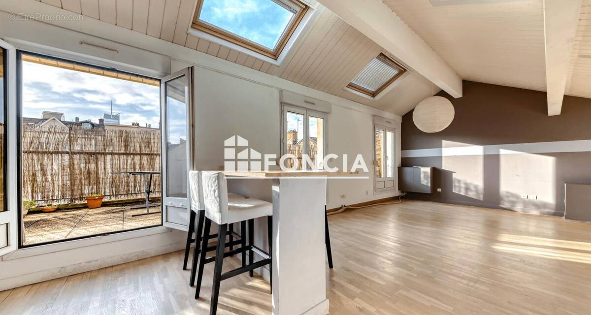 Appartement à LYON-6E