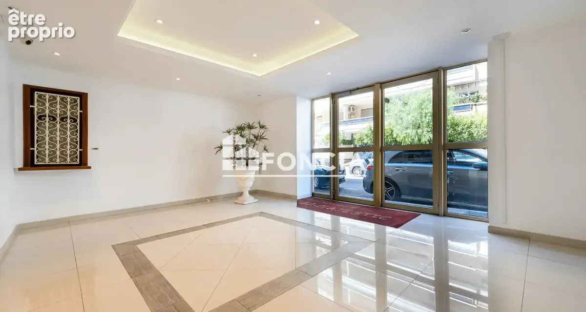 Prox carlton croisette studio 27m2 renové meublé+balcon+cave au calme - photo 5