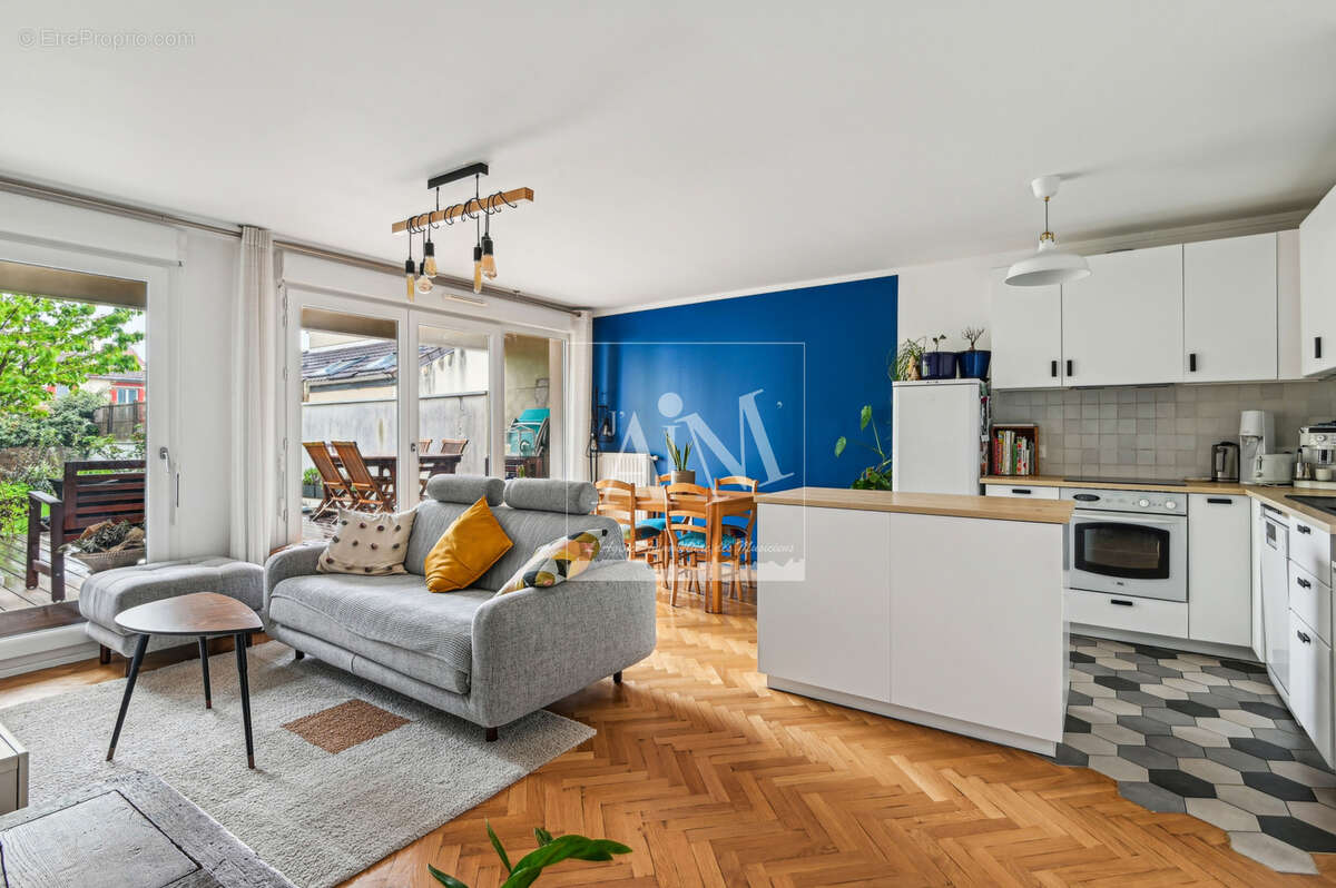 Appartement à NANTERRE