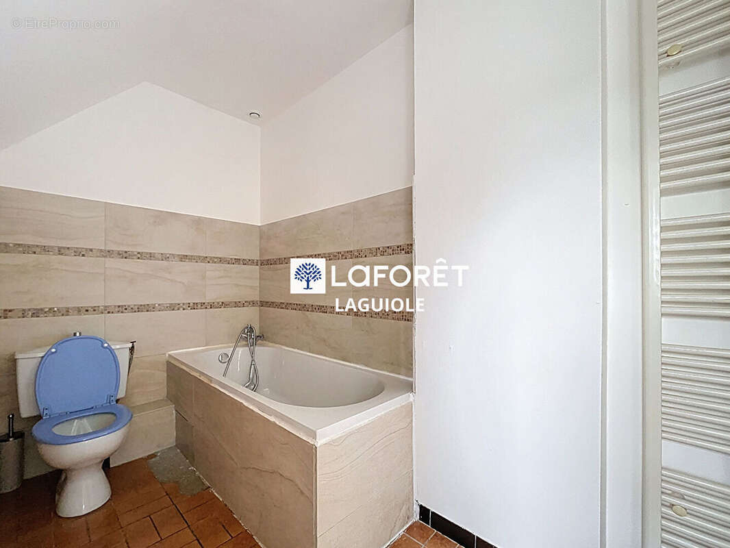 Maison à SAINT-HIPPOLYTE