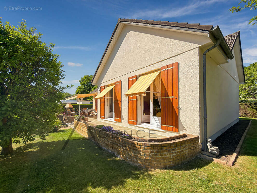 Maison à SAINT-PIERRE-LES-ELBEUF