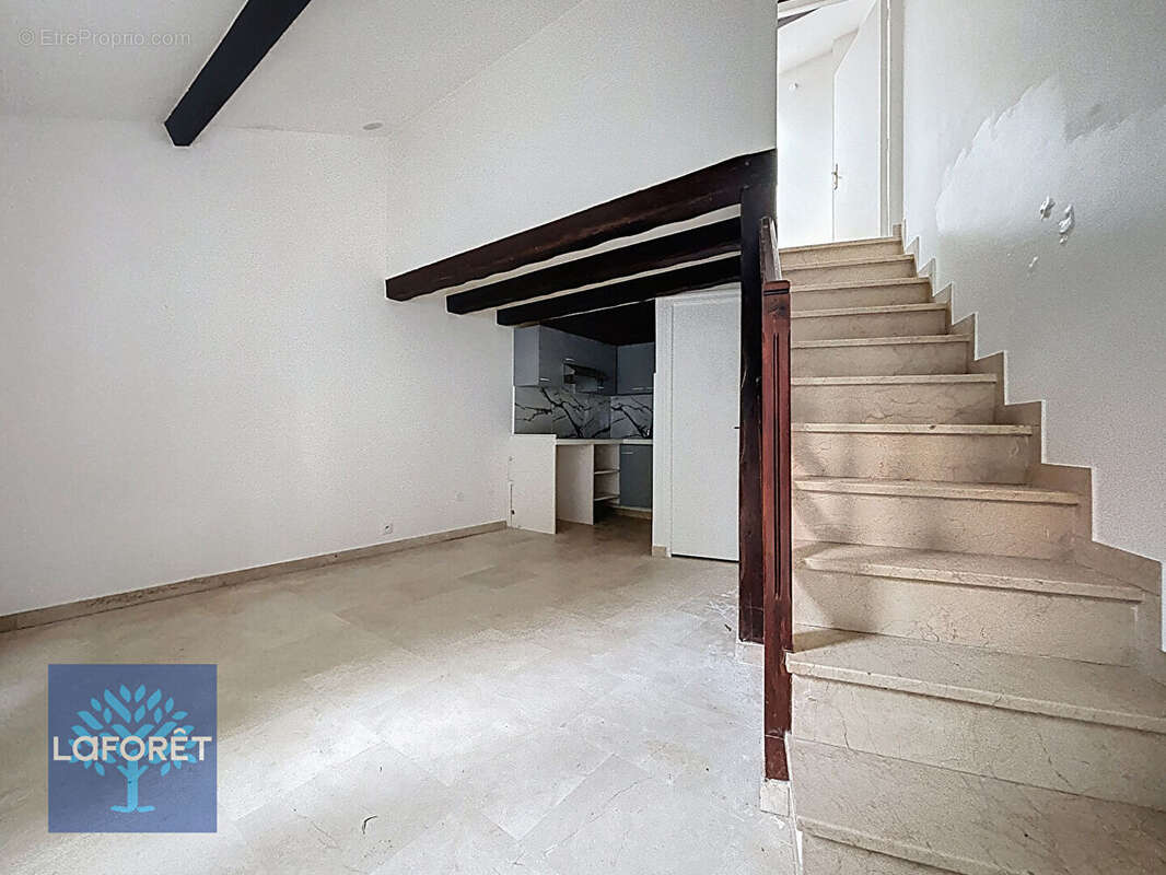 Maison à CHENNEVIERES-SUR-MARNE