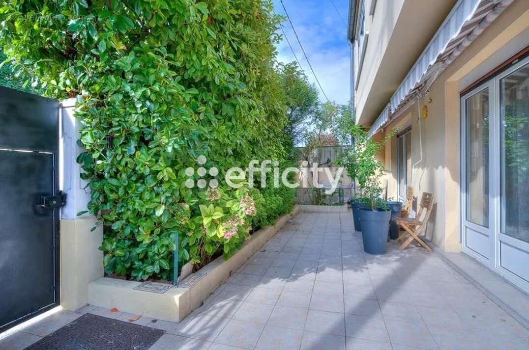 Maison à NEUILLY-PLAISANCE