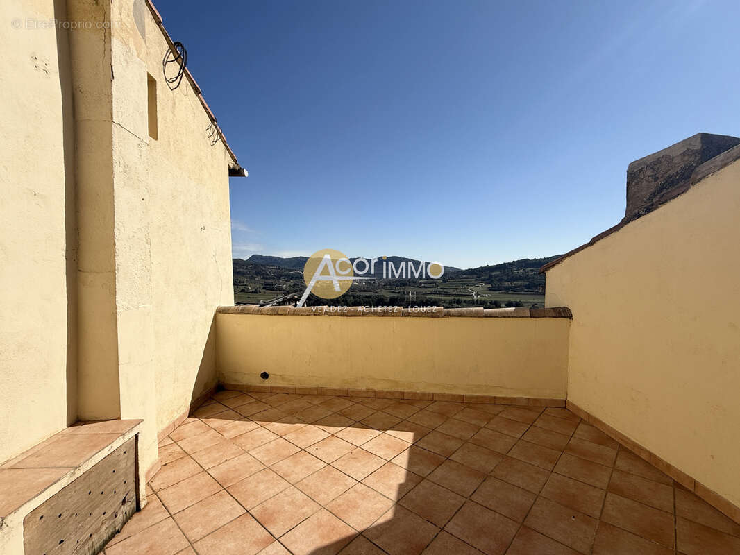 Maison à LA CADIERE-D'AZUR