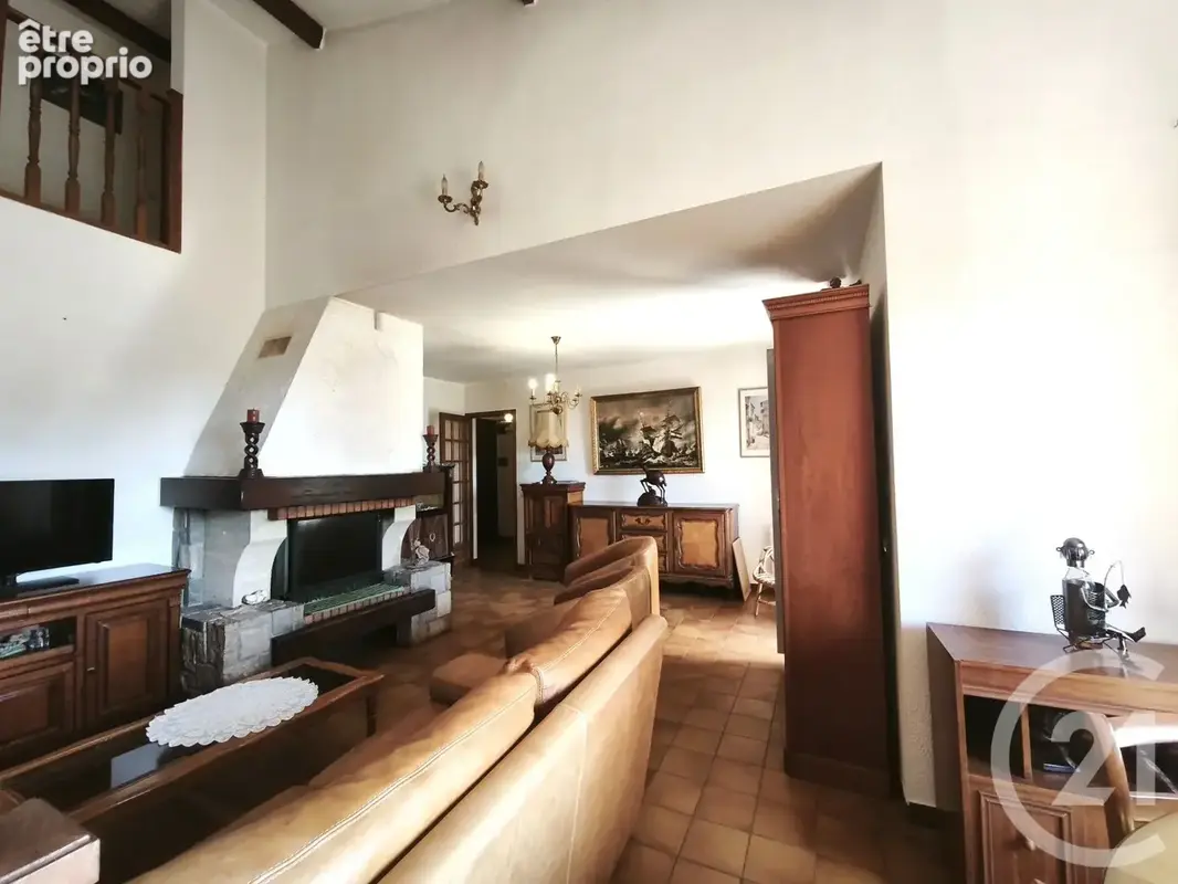 Maison 5 pièces 106 m² à vendre à La Garde (83130) - photo 3