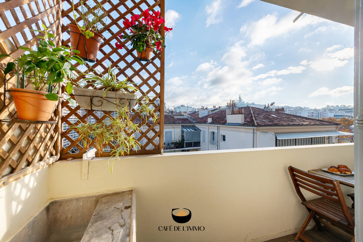 Appartement à MARSEILLE-7E