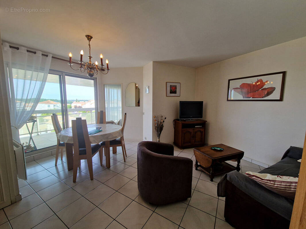 Appartement à VAUX-SUR-MER