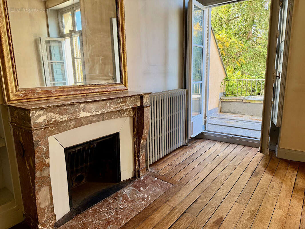 Appartement à VERSAILLES