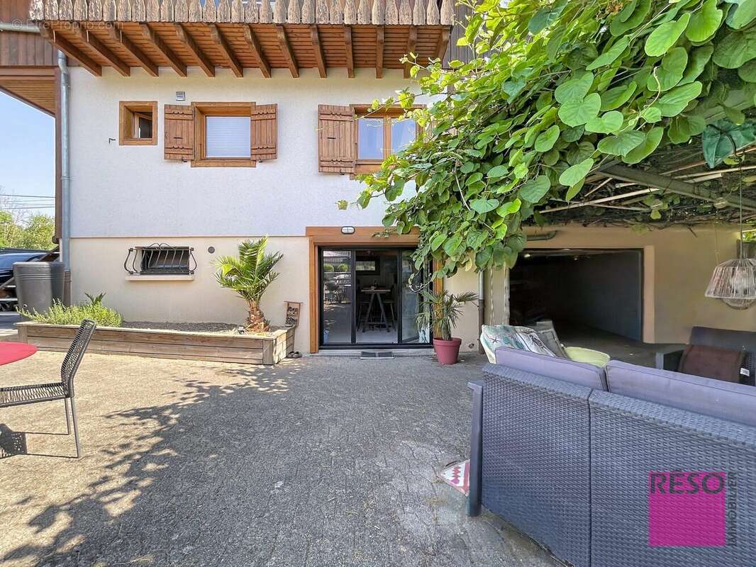 Maison à CRANVES-SALES