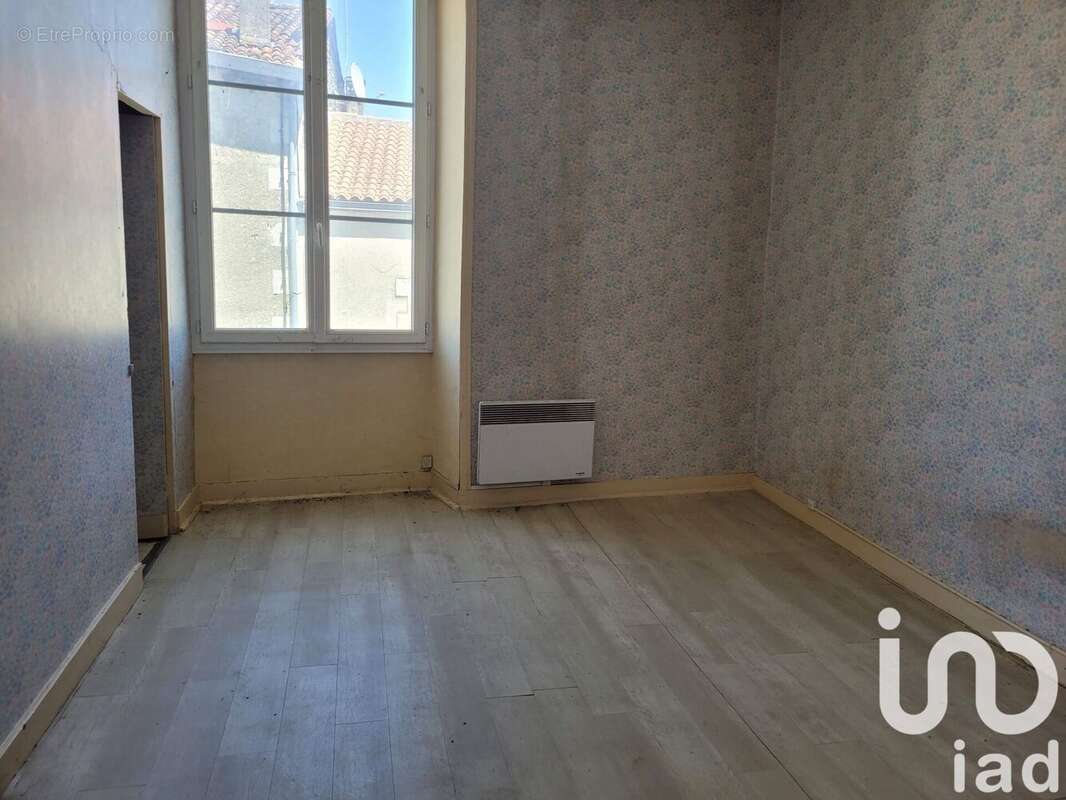 Photo 5 - Appartement à CHAMPAGNE-MOUTON