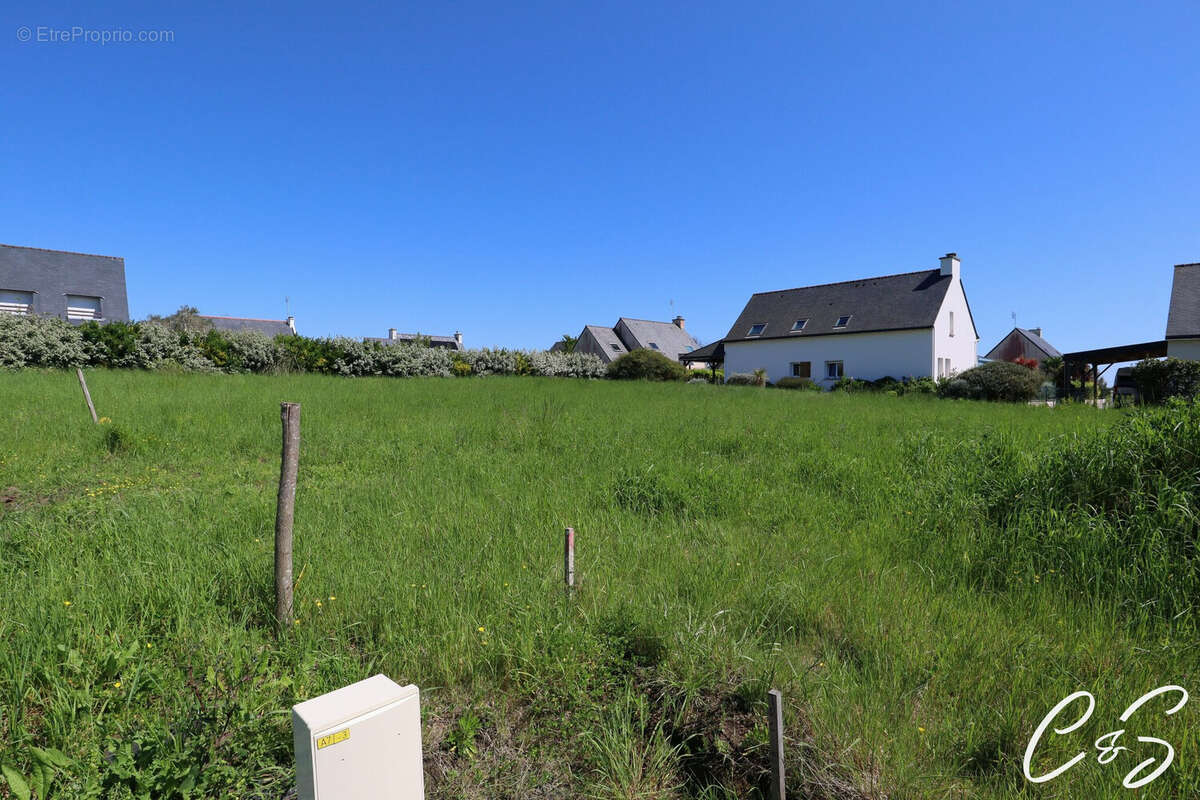 Terrain à PLOMEUR
