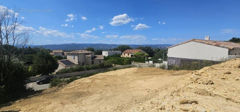 Terrain à ETOILE-SUR-RHONE