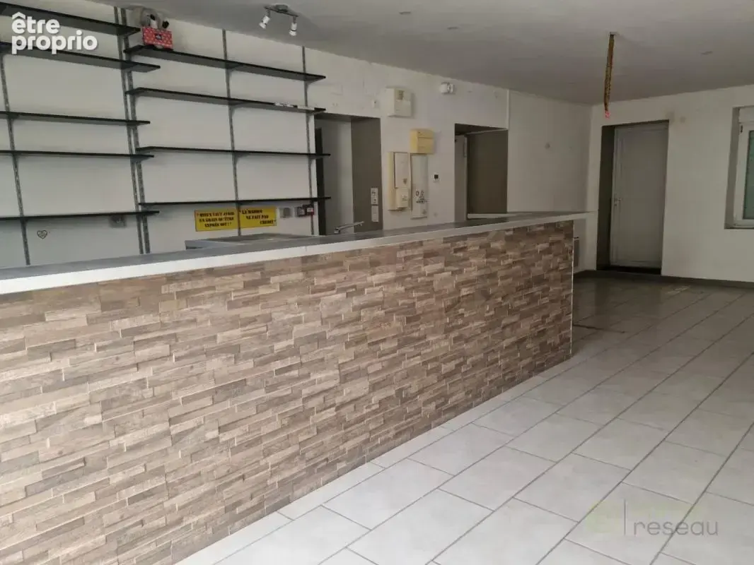 Appartement 310 m² à Luxeuil-Les-Bains  - photo 3