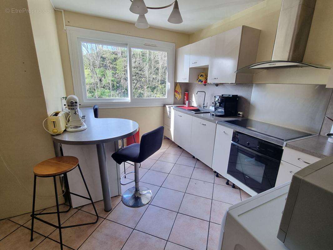 Appartement à NEUVILLE-SUR-SAONE