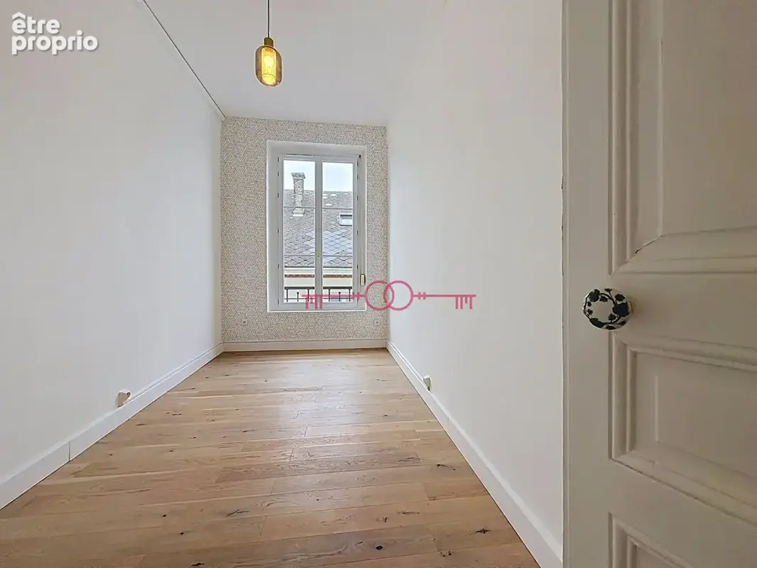 A vendre - reims hypercentre - bel appartement familial de caractère - photo 10