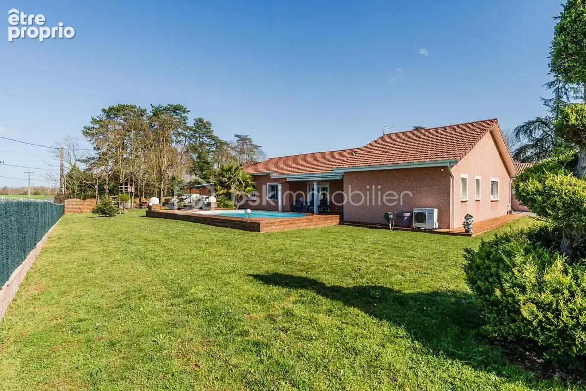 Rare maison plain pied double garage piscine spa et hammam - photo 7